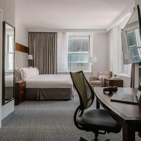 Club Quarters Hotel Faneuil Hall, Boston